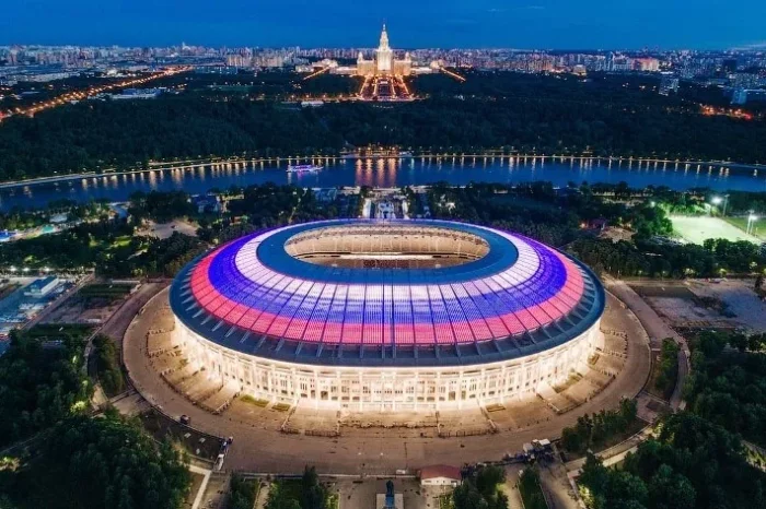 «Лужники»