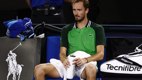 Финал Australian Open 2024: Медведев проиграл Синнеру, но завоевал симпатии
